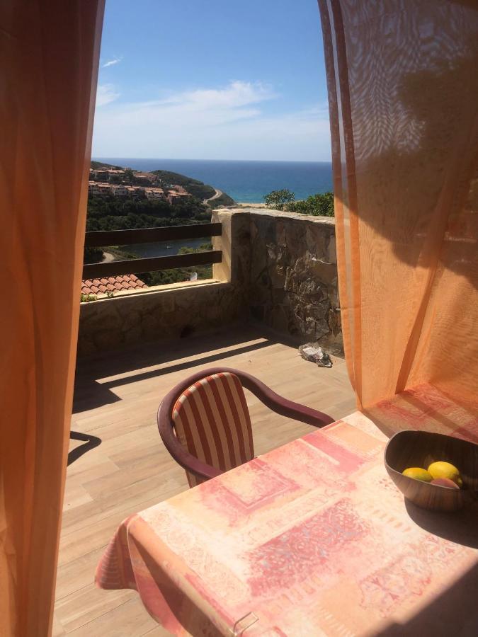 Sardegna-Ferienwohnung Mit Emotionale Meeres Blick Торре-дей-Корсарі Екстер'єр фото